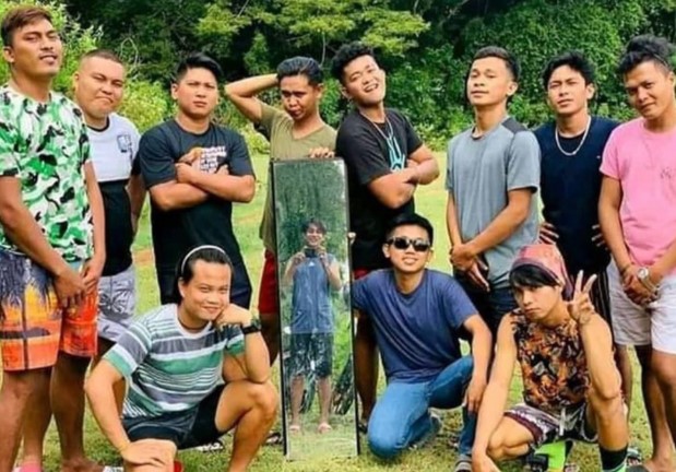 Definisi Setia Kawan